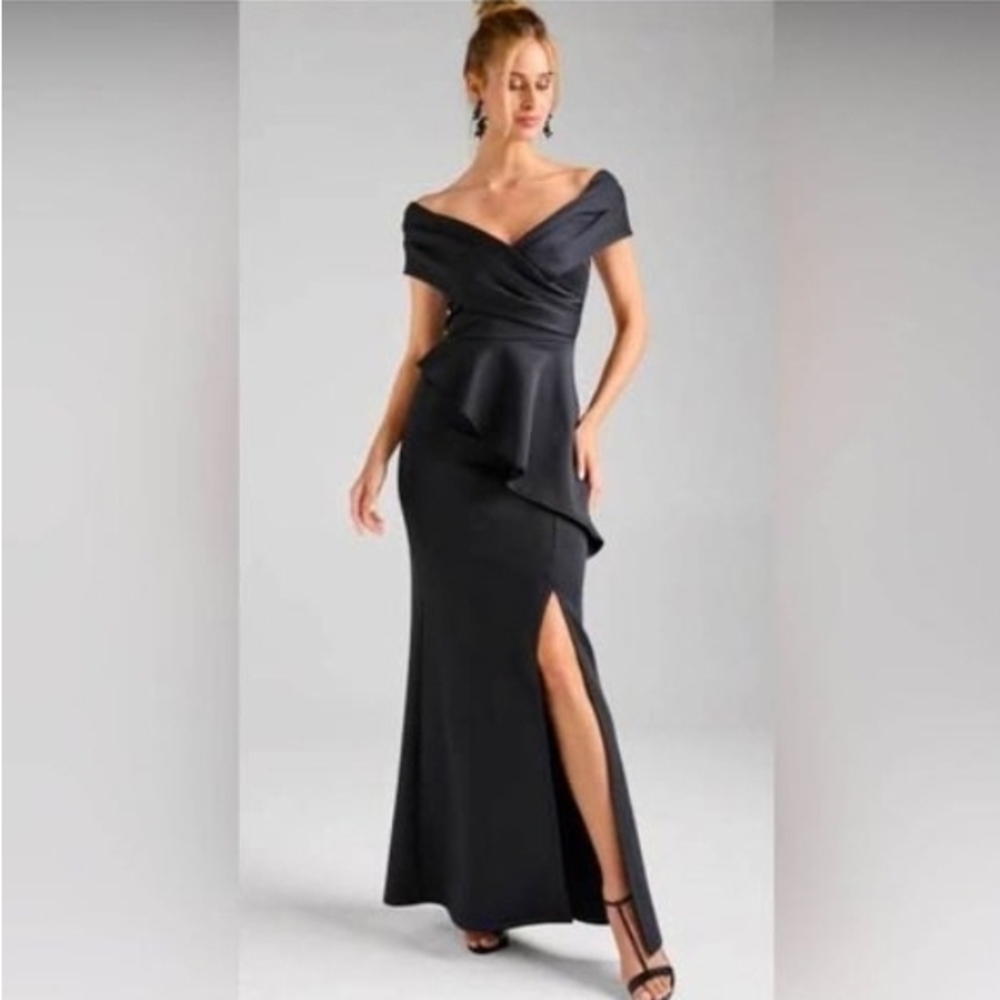 Black Off the Shoulder Gown with Short Sleeves Formal Dress